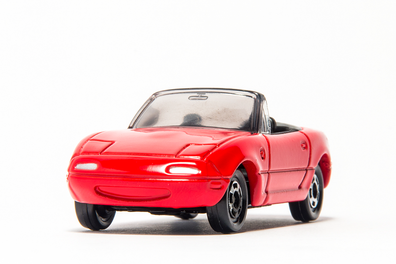 Illustration for article titled 25 years of this Happy Little Roadster